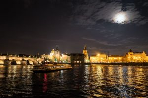 Boat tour by night in Prague