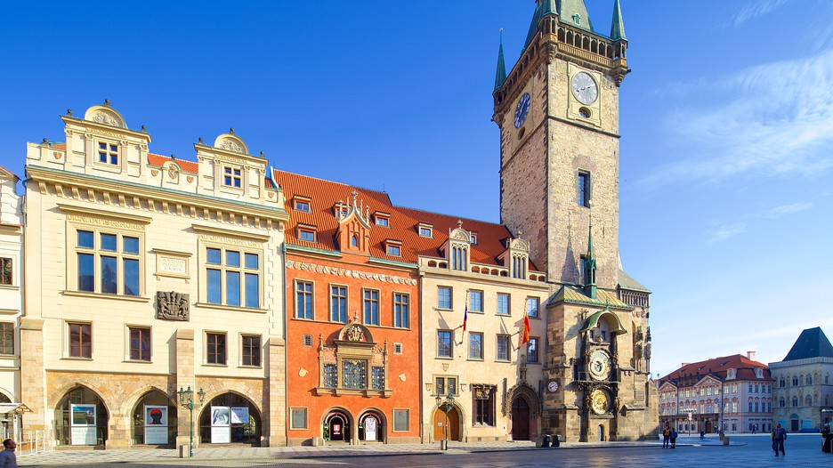 Wieża ratuszowa na Starym Mieście w Pradze