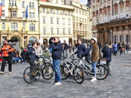 Passeio de bicicleta em Praga