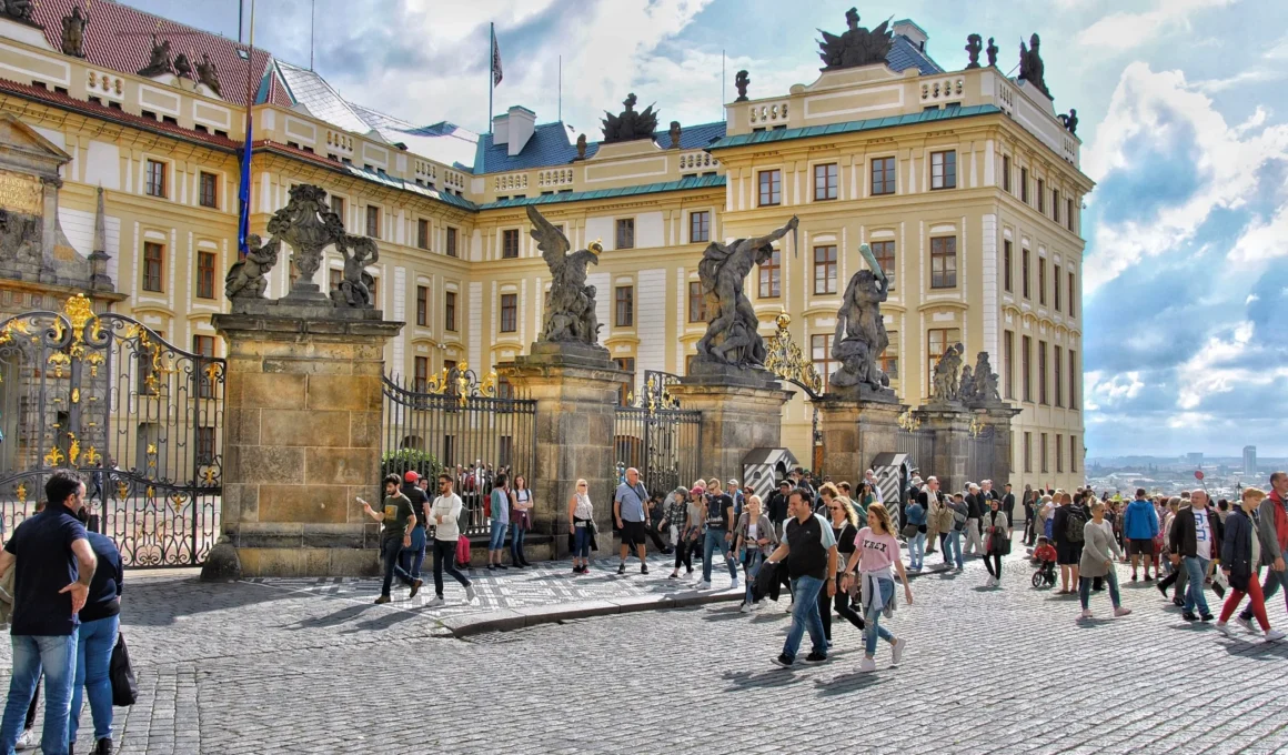 La mancia alle guide turistiche a Praga, in Cechia