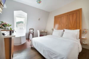 Hotel-Neruda