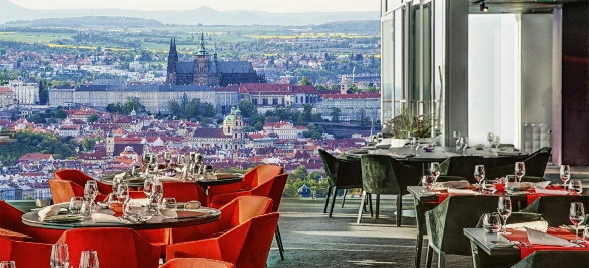 9 BEST Prague Restaurants w/ spectacular views ️🍴