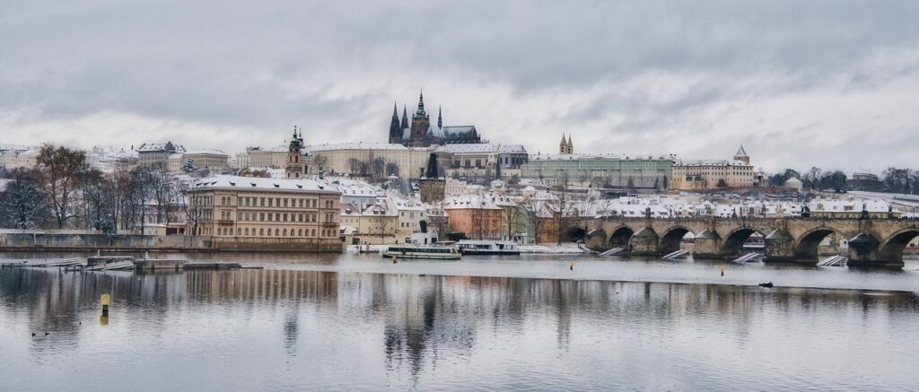 A cidade de Praga no inverno