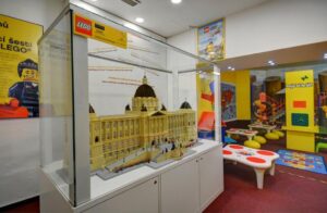 Lego's Replica of Prague Castle
