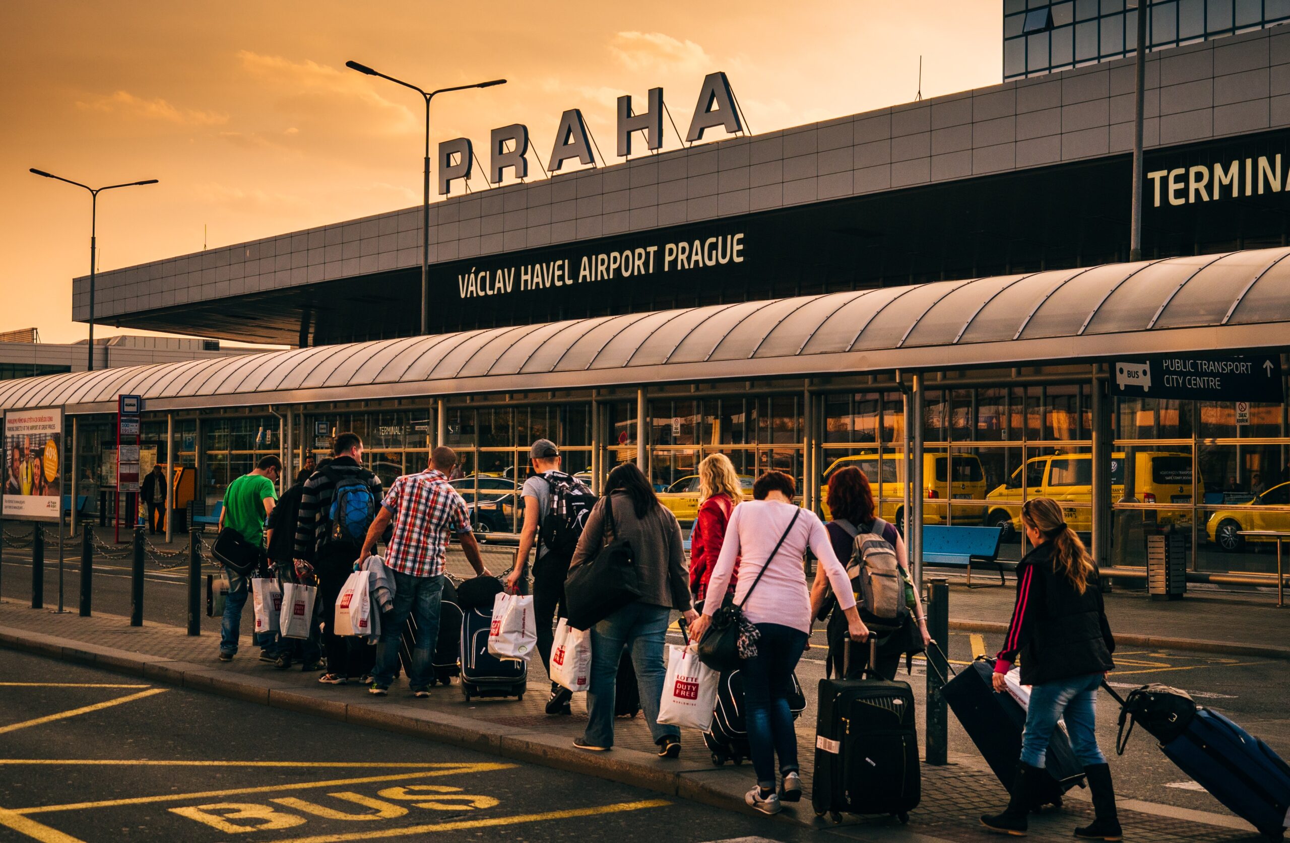 Prague Airport Map: Terminal, Bus, & Runaway Maps | Prague.org